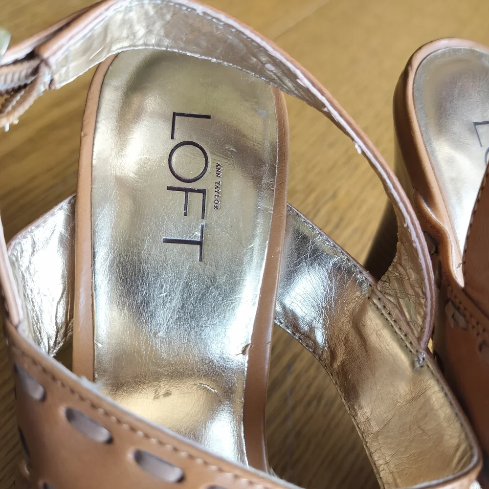 Ann Taylor LOFT Brown Leather Stitching Platform Heels Women's Size 6M